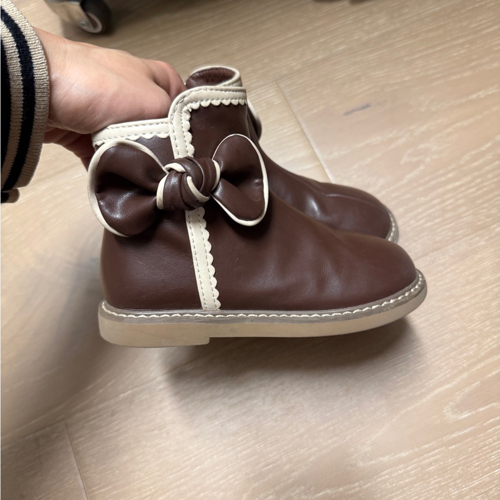 Toddler girl boots size 9